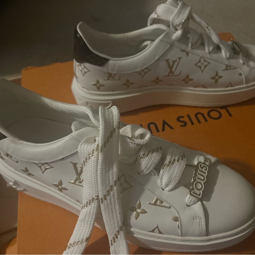 Louis Vuitton Ladies White Gold Monogram Sneakers-11